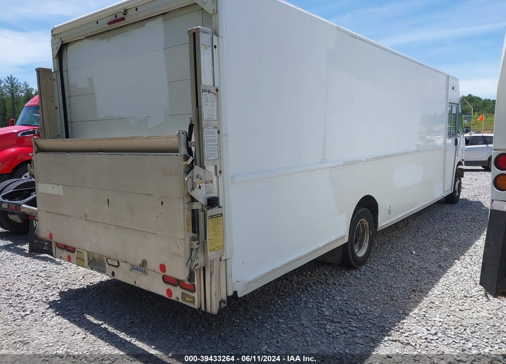 2012 WORKHORSE CUSTOM CHASSIS COMMERCIAL CHASSIS W62 VIN: 5B4MFG2E8C3448867