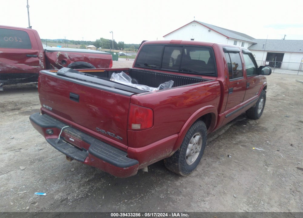 2003 CHEVROLET S-10 LS VIN: 1GCDT13XX3K178353