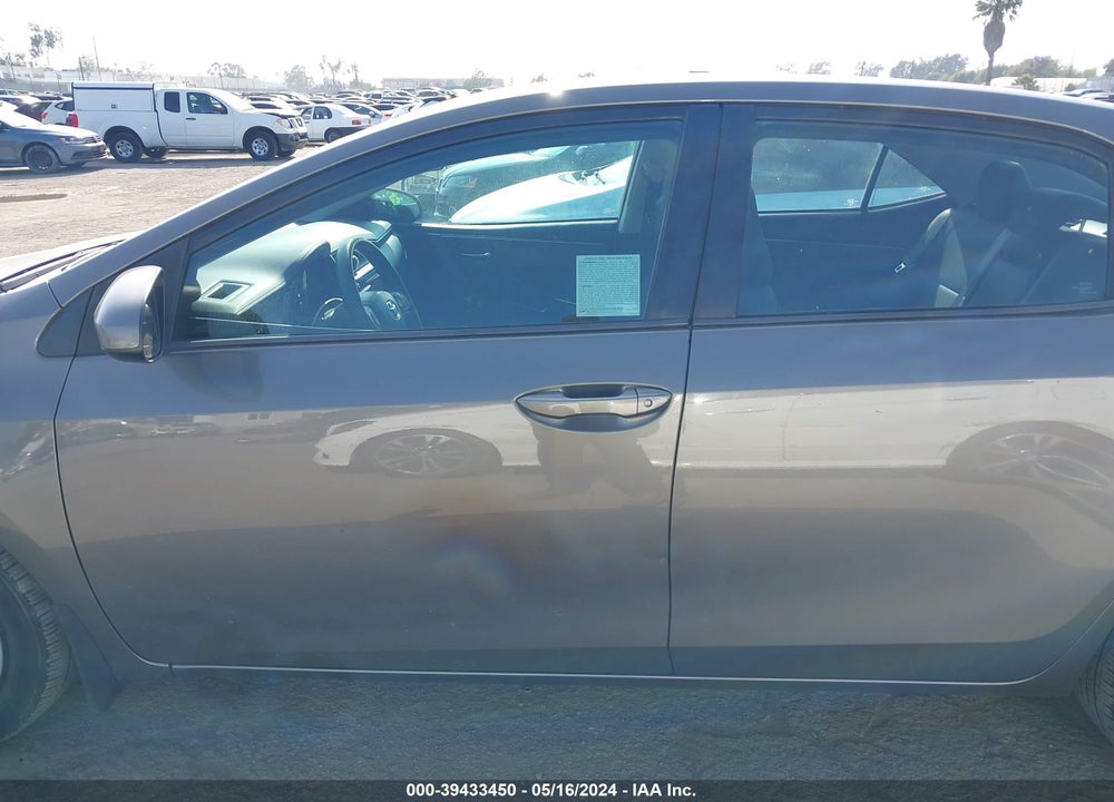 2017 TOYOTA COROLLA LE VIN: 2T1BURHE5HC952379