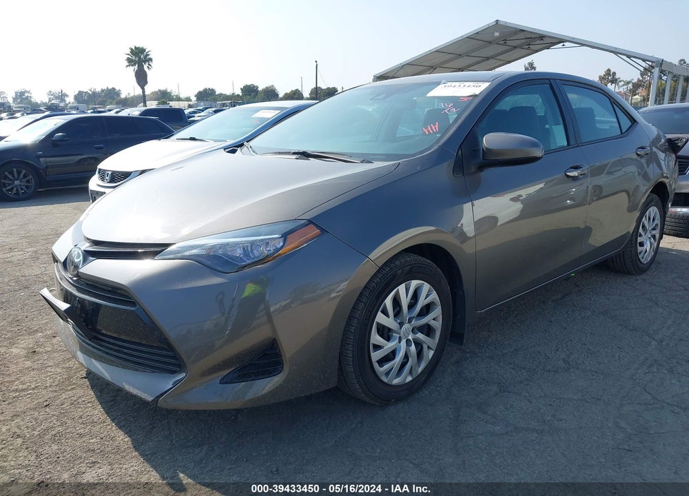 2017 TOYOTA COROLLA LE VIN: 2T1BURHE5HC952379