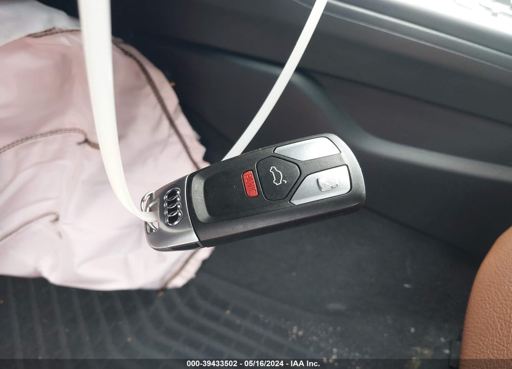 2018 AUDI A4 2.0T PREMIUM/2.0T TECH PREMIUM VIN: WAUDNAF48JA048566