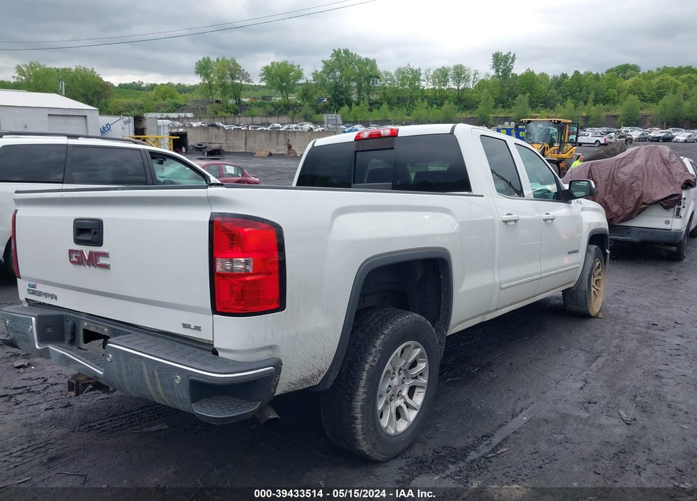 2015 GMC SIERRA 1500 SLE VIN: 1GTV2UEC5FZ215579