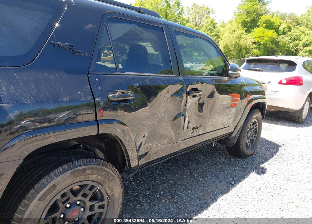 2020 TOYOTA 4RUNNER TRD OFF ROAD PREMIUM VIN: JTEBU5JR5L5784556
