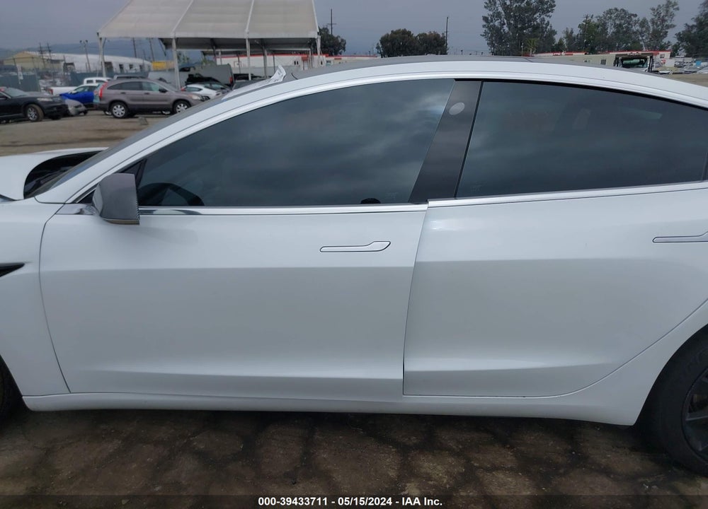 2019 TESLA MODEL 3 LONG RANGE/PERFORMANCE VIN: 5YJ3E1EB7KF454054