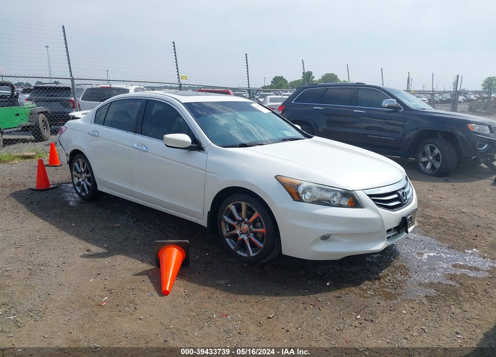 2011 HONDA ACCORD 3.5 EX-L VIN: 5KBCP3F83BB001396