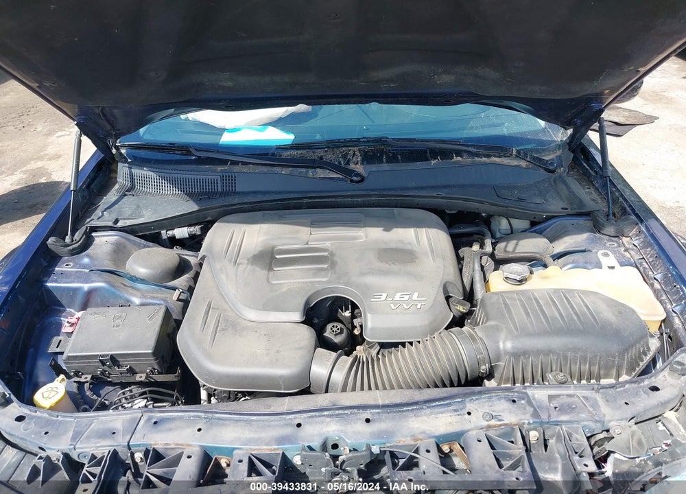 2015 CHRYSLER 300 LIMITED VIN: 2C3CCAAG3FH930909