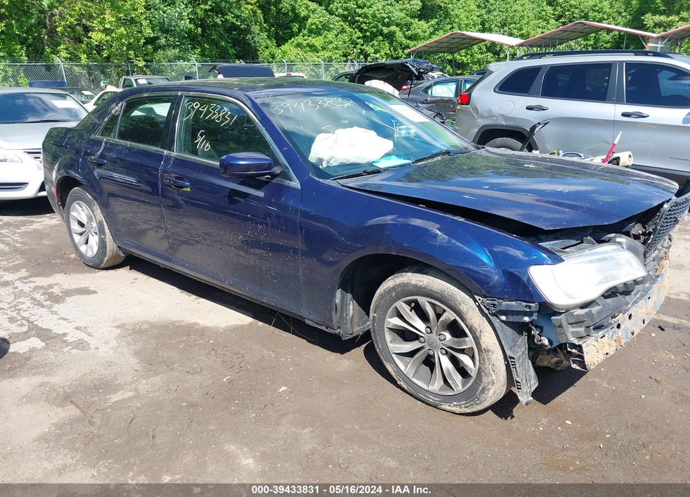 2015 CHRYSLER 300 LIMITED VIN: 2C3CCAAG3FH930909