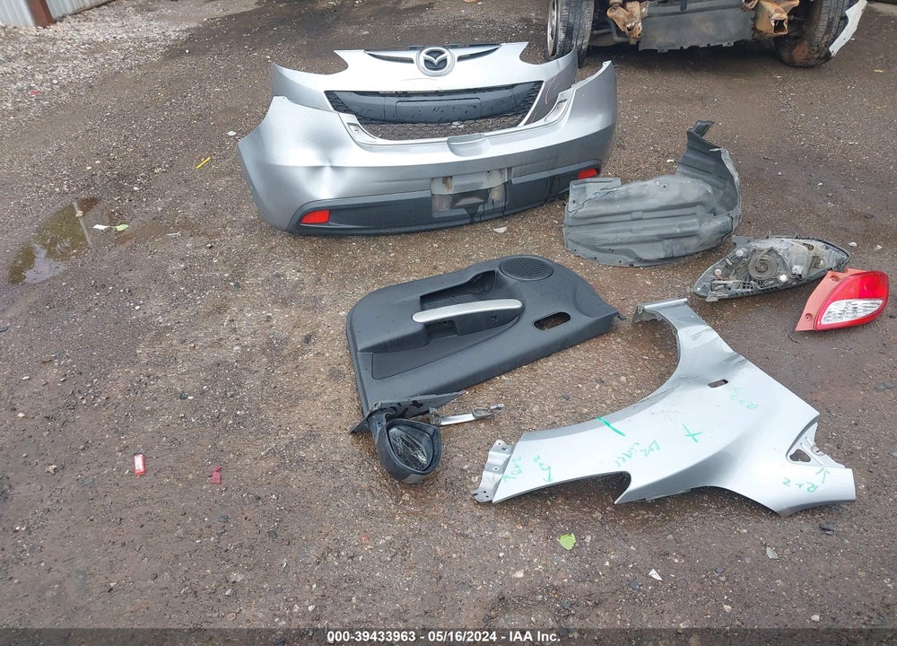 2013 MAZDA 2 TOURING VIN: JM1DE1LY3D0160888