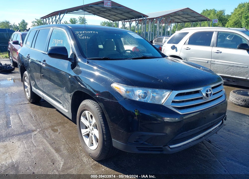 2011 TOYOTA HIGHLANDER BASE V6 VIN: 5TDBK3EH6BS083551