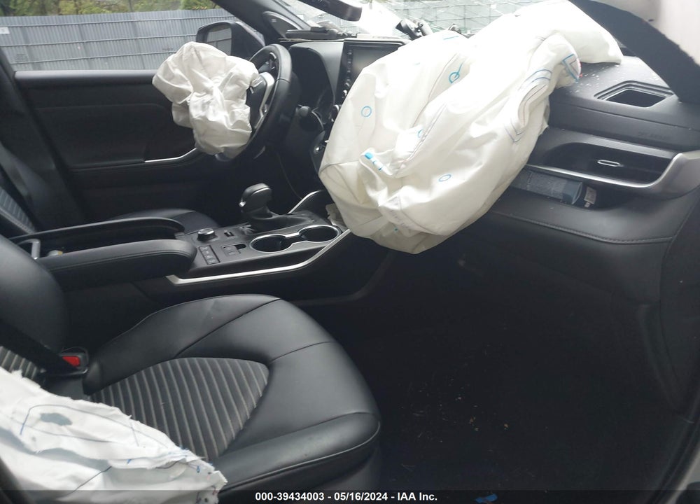 2022 TOYOTA HIGHLANDER XSE VIN: 5TDJZRBHXNS186717
