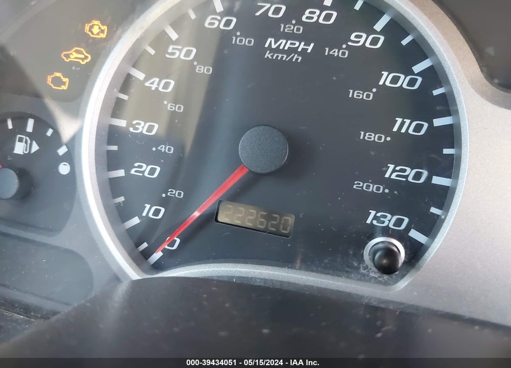2005 CHEVROLET EQUINOX LS VIN: 2CNDL13F756017998