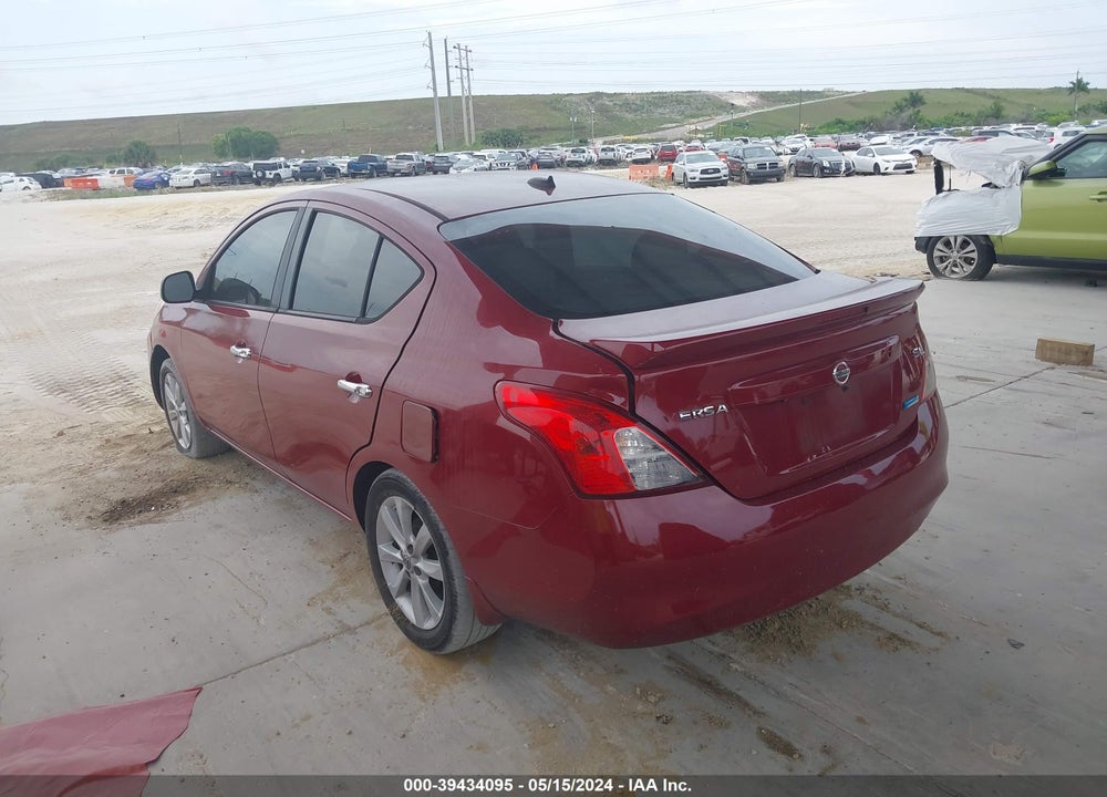 2014 NISSAN VERSA 1.6 SL VIN: 3N1CN7AP0EL877183