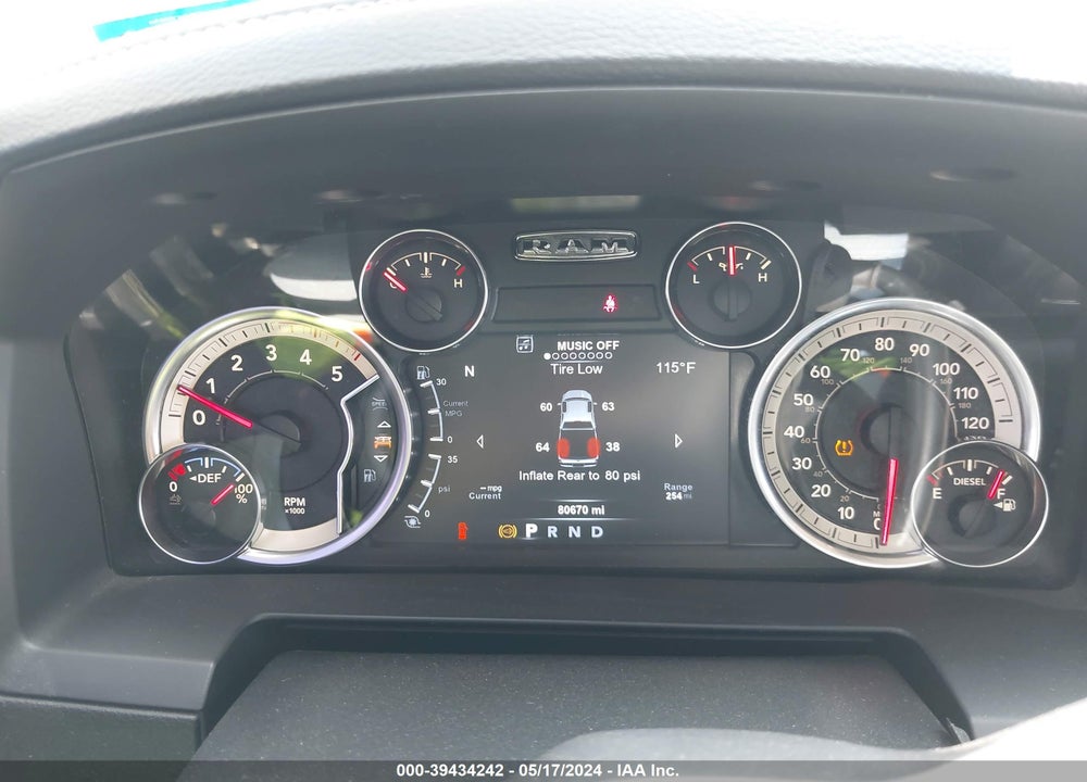 2018 RAM 2500 LAIE MEGA CAB 4X4 6'4 BOX VIN: 3C6UR5NL8JG117529