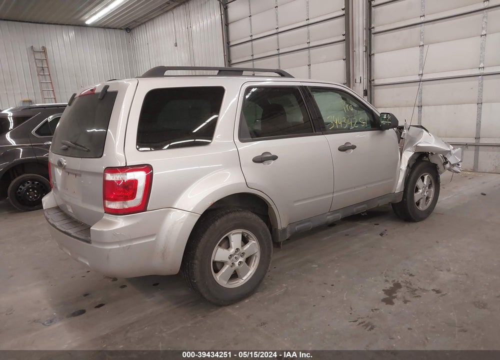2011 FORD ESCAPE XLT VIN: 1FMCU9D77BKC11521