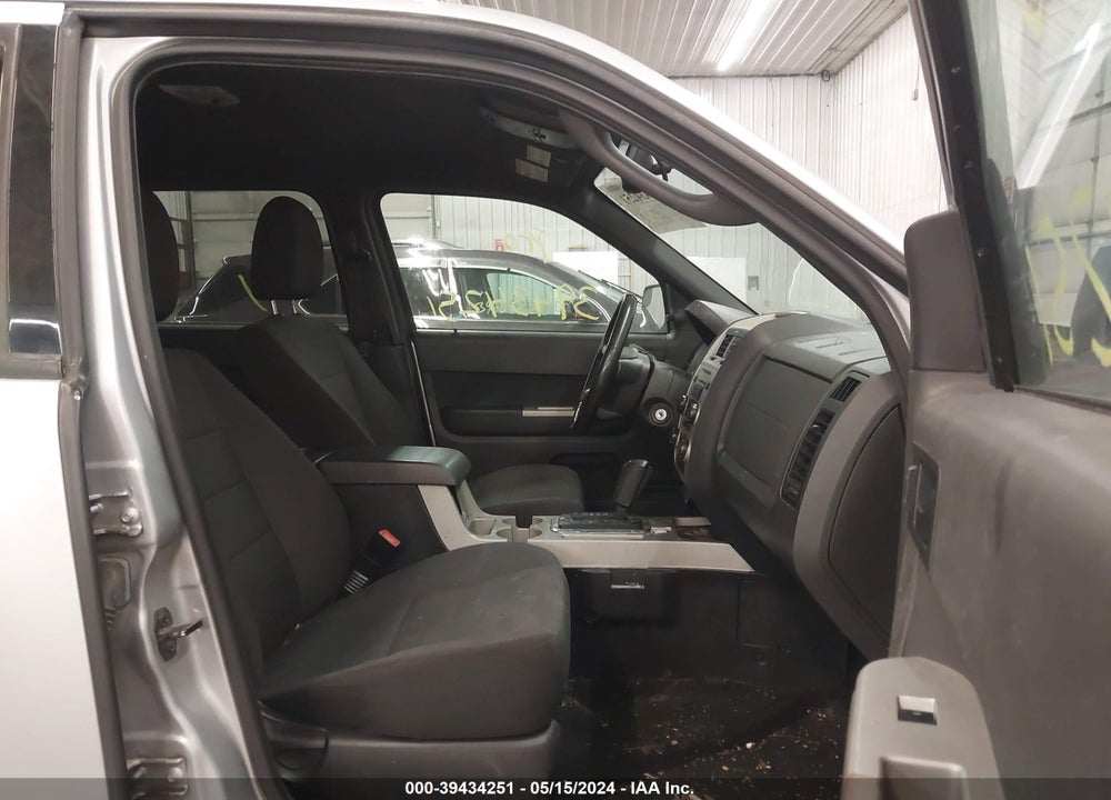 2011 FORD ESCAPE XLT VIN: 1FMCU9D77BKC11521