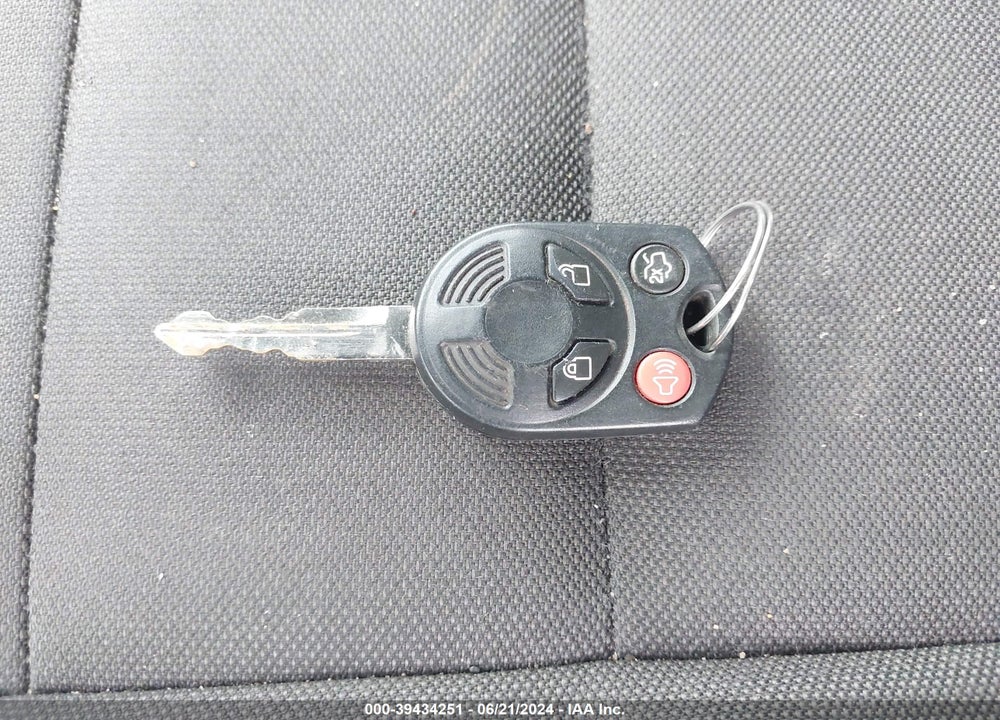 2011 FORD ESCAPE XLT VIN: 1FMCU9D77BKC11521
