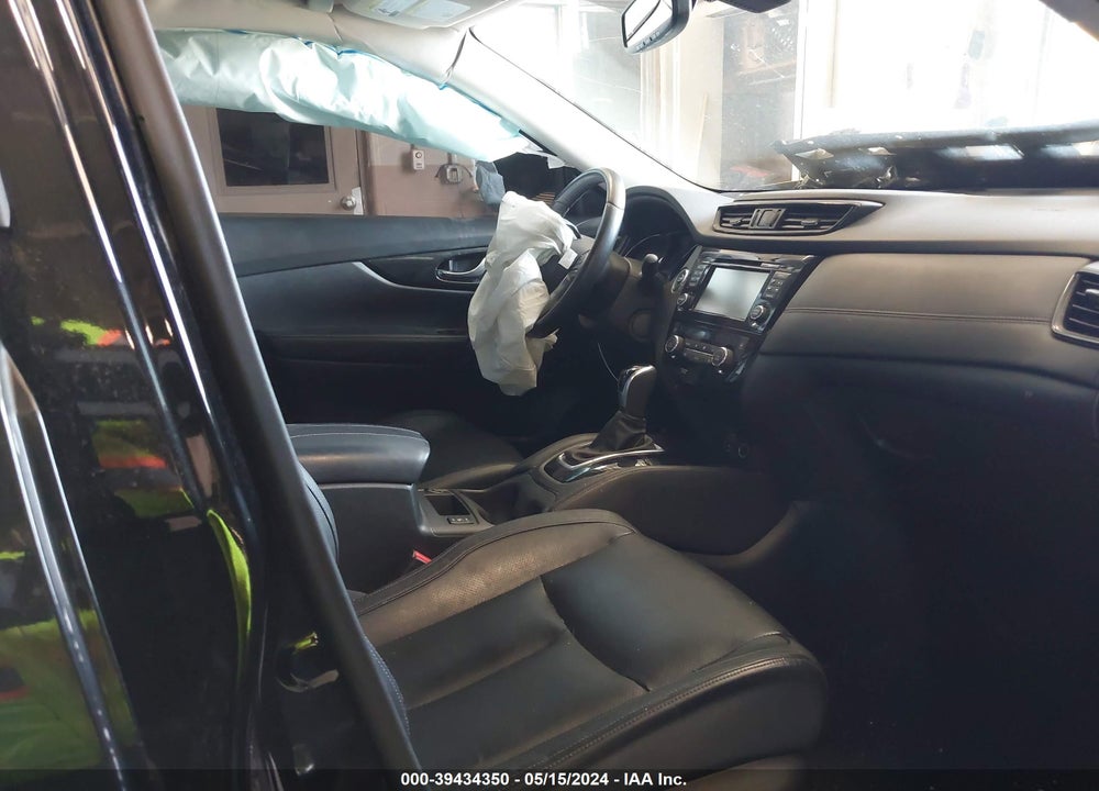 2017 NISSAN ROGUE SL VIN: JN8AT2MV7HW261720