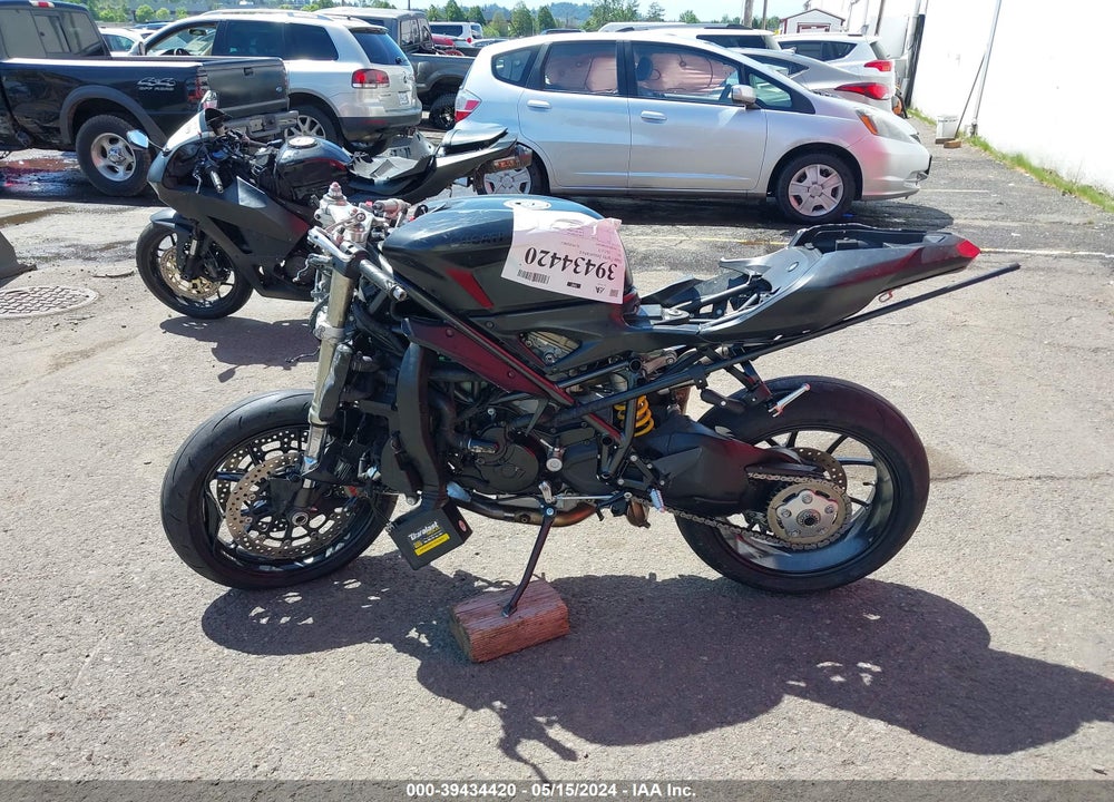 2012 DUCATI SUPERBIKE 848/848 EVO CORSE SE VIN: ZDM1XBMV9CB019693
