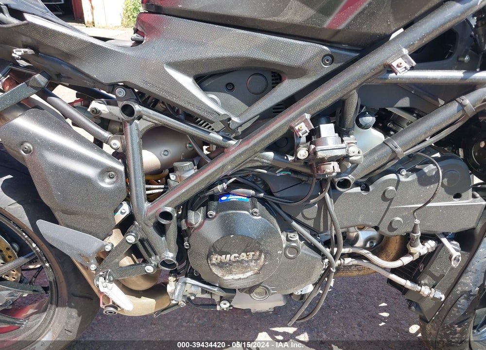 2012 DUCATI SUPERBIKE 848/848 EVO CORSE SE VIN: ZDM1XBMV9CB019693
