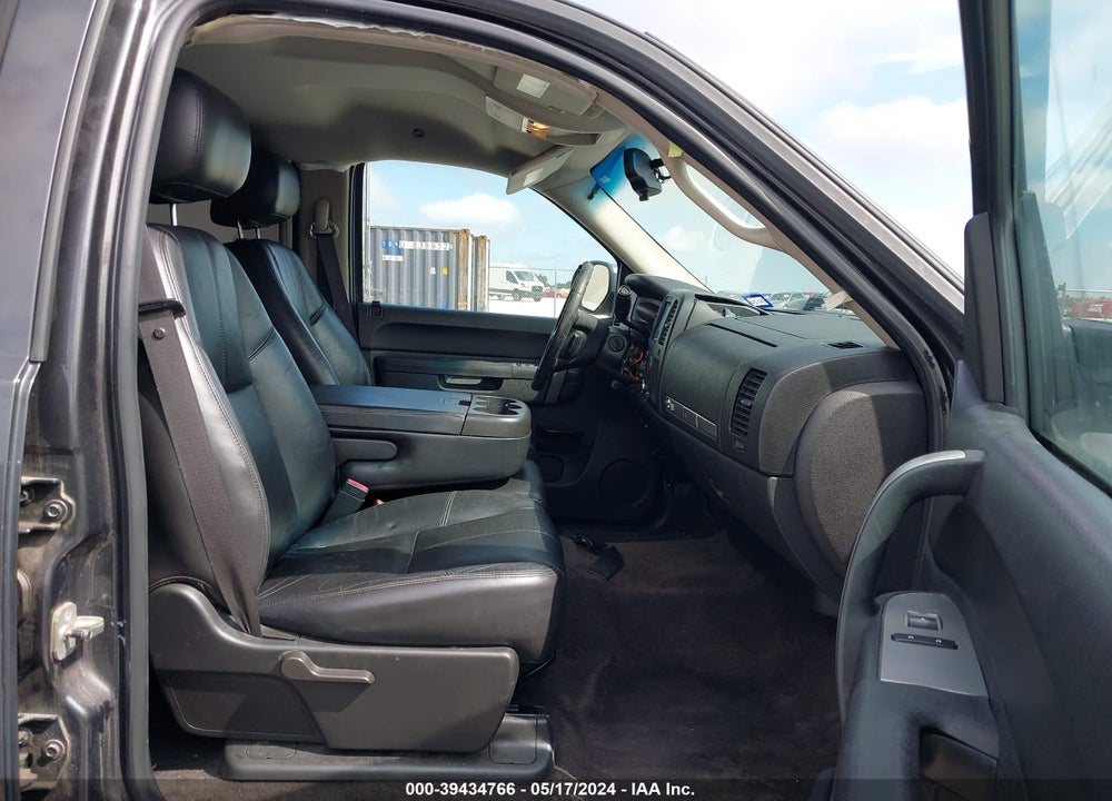 2010 CHEVROLET SILVERADO 1500 LT VIN: 3GCRCSE06AG234904