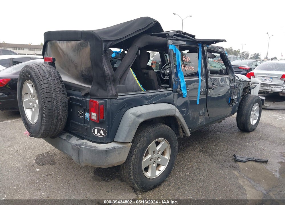 2018 JEEP WRANGLER JK UNLIMITED SPORT S 4X4 VIN: 1C4HJWDG2JL925969
