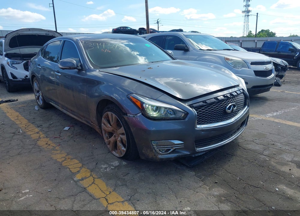 2018 INFINITI Q70L 3.7X LUXE VIN: JN1BY1PR5JM370689