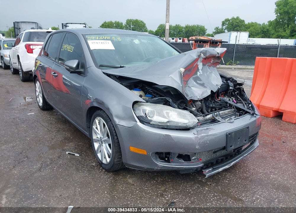 2010 VOLKSWAGEN GOLF TDI VIN: WVWNM7AJ1AW271903