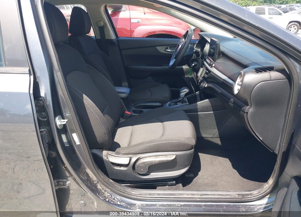 2021 KIA FORTE LXS VIN: 3KPF24AD4ME327818