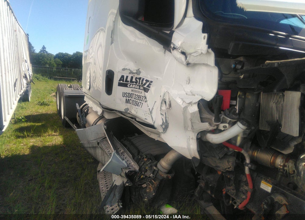 2024 FREIGHTLINER CASCADIA 126 VIN: 3AKJHHDR8RSVG8991