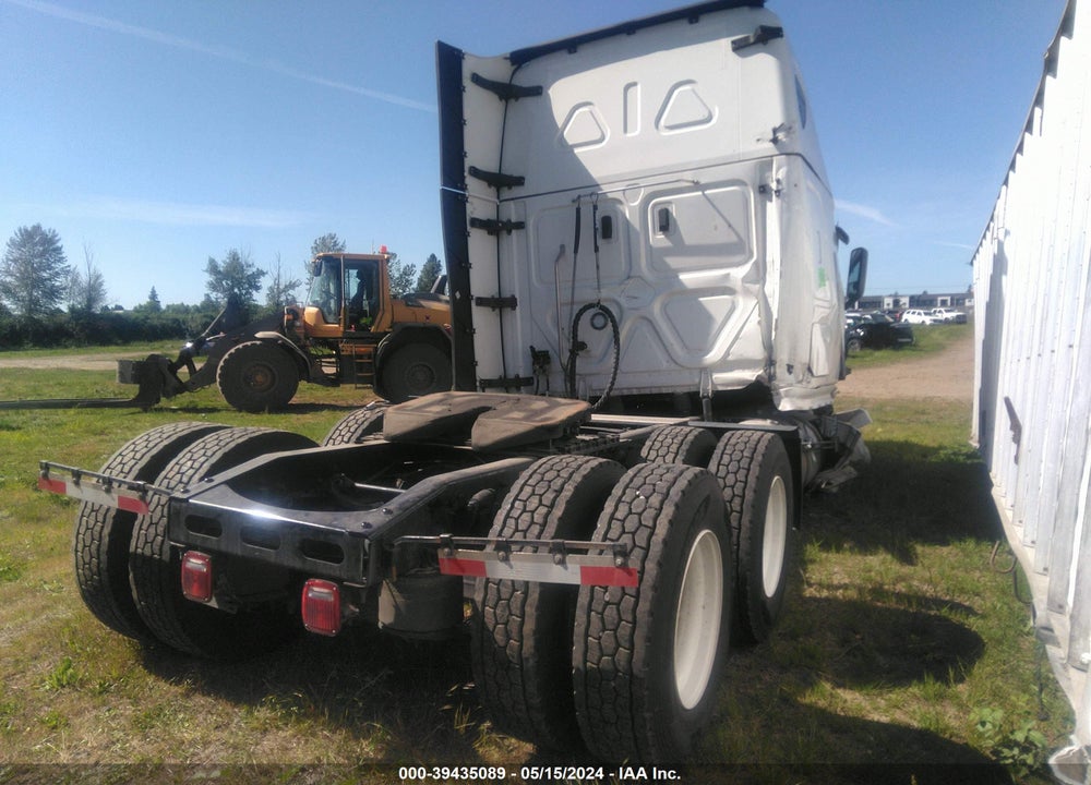 2024 FREIGHTLINER CASCADIA 126 VIN: 3AKJHHDR8RSVG8991