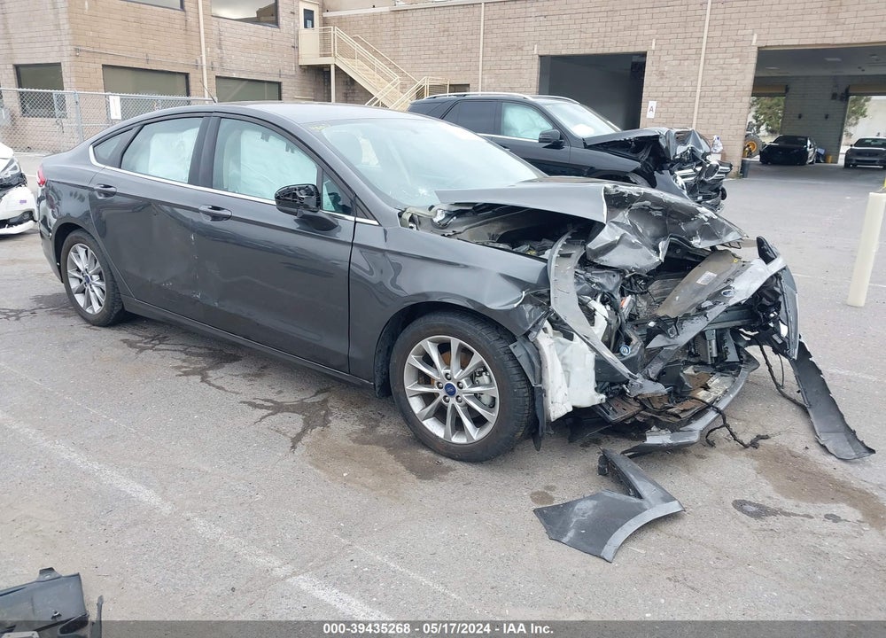 2017 FORD FUSION SE VIN: 3FA6P0H74HR294687