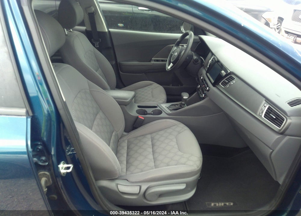 2018 KIA NIRO VIN: KNDCB3LC7J5178667