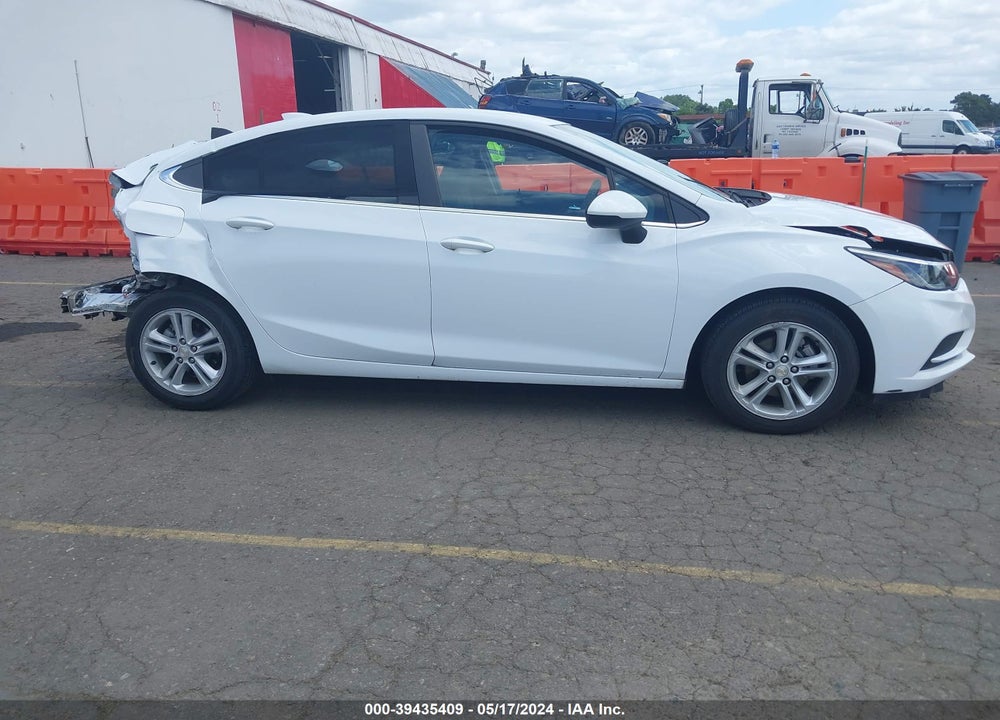 2017 CHEVROLET CRUZE LT AUTO VIN: 1G1BE5SMXH7123484