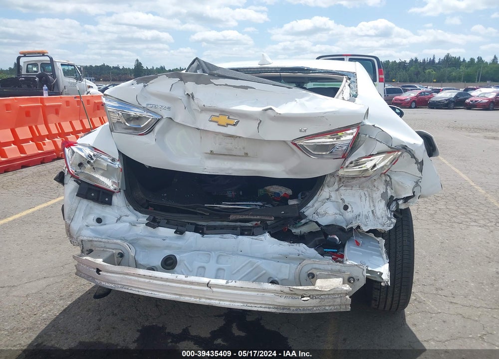 2017 CHEVROLET CRUZE LT AUTO VIN: 1G1BE5SMXH7123484