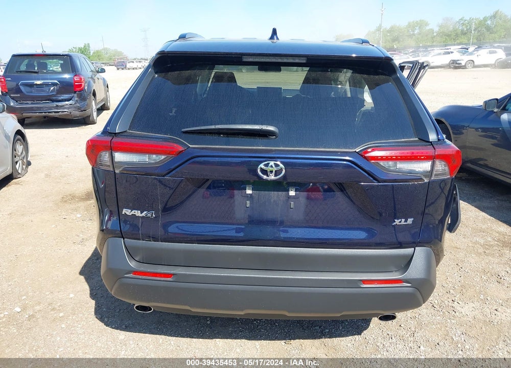 2019 TOYOTA RAV4 XLE VIN: JTMW1RFV9KD513077