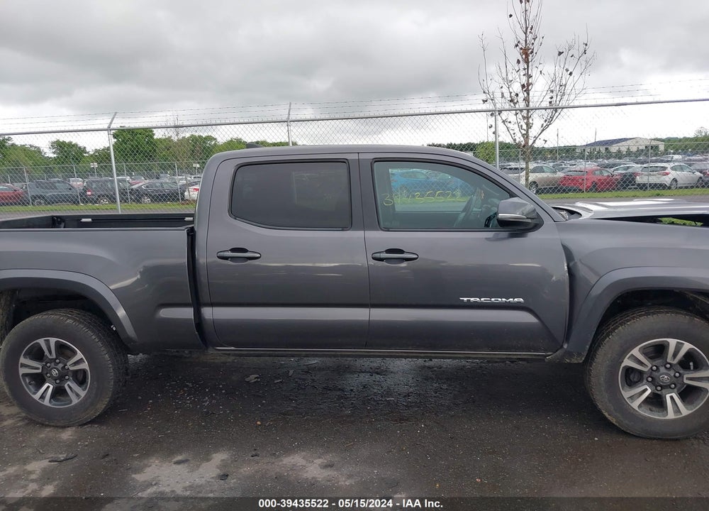 2017 TOYOTA TACOMA DBL CAB/SR5/TRD SPORT/OR VIN: 5TFDZ5BN0HX013752
