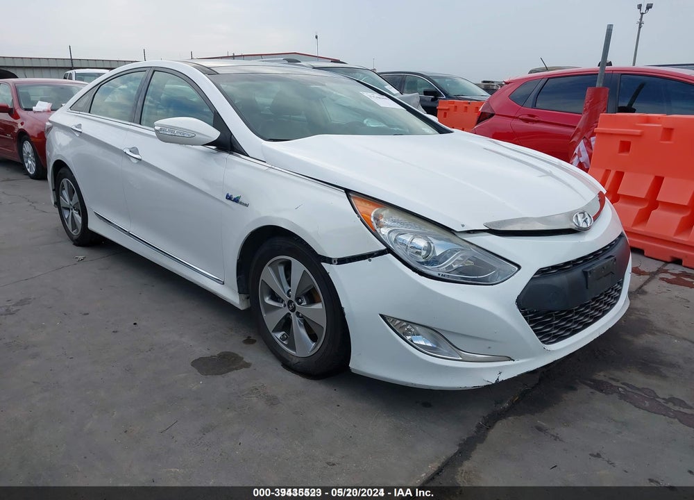 2012 HYUNDAI SONATA HYBRID VIN: KMHEC4A4XCA033958