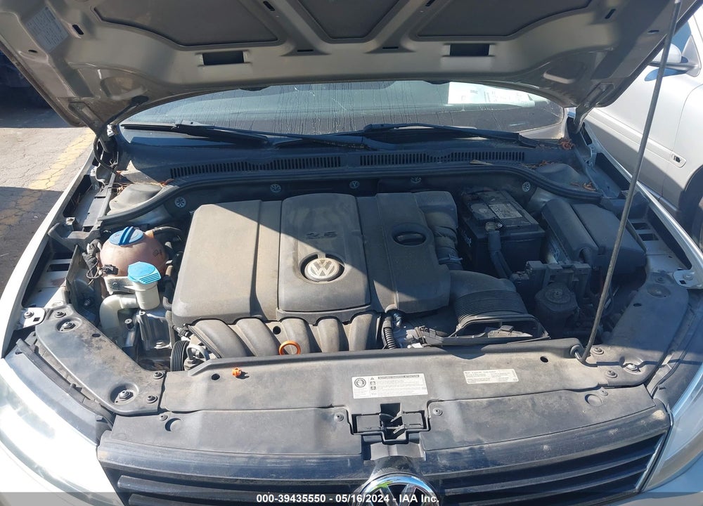 2012 VOLKSWAGEN JETTA 2.5L SE VIN: 3VWDP7AJ4CM453520