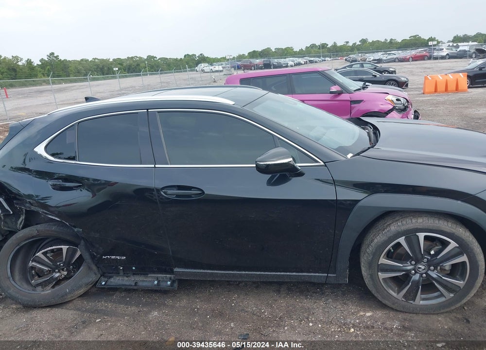 2022 LEXUS UX 250H VIN: JTHX9JBHXN2063033