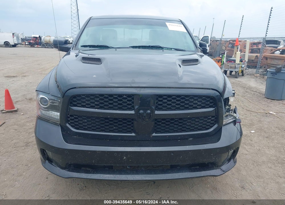 2017 RAM 1500 NIGHT 4X4 5'7 BOX VIN: 1C6RR7MT6HS733512