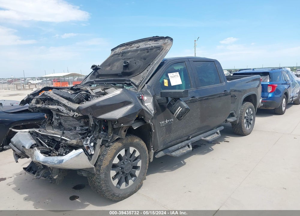 2020 CHEVROLET SILVERADO 2500HD 4WD STANDARD BED LT VIN: 1GC4YNEY1LF135706