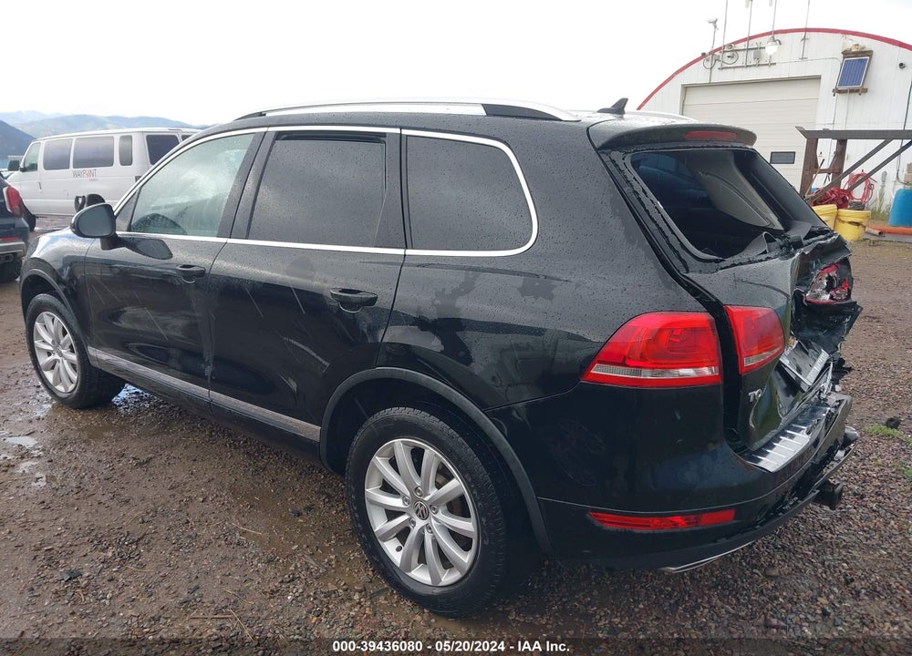 2012 VOLKSWAGEN TOUAREG VIN: WVGFK9BP7CD002226