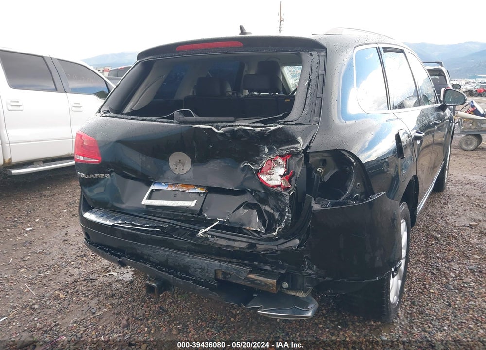 2012 VOLKSWAGEN TOUAREG VIN: WVGFK9BP7CD002226
