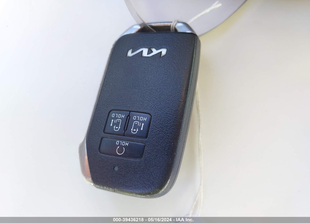 2022 KIA CARNIVAL MPV EX VIN: KNDNC5H31N6138630