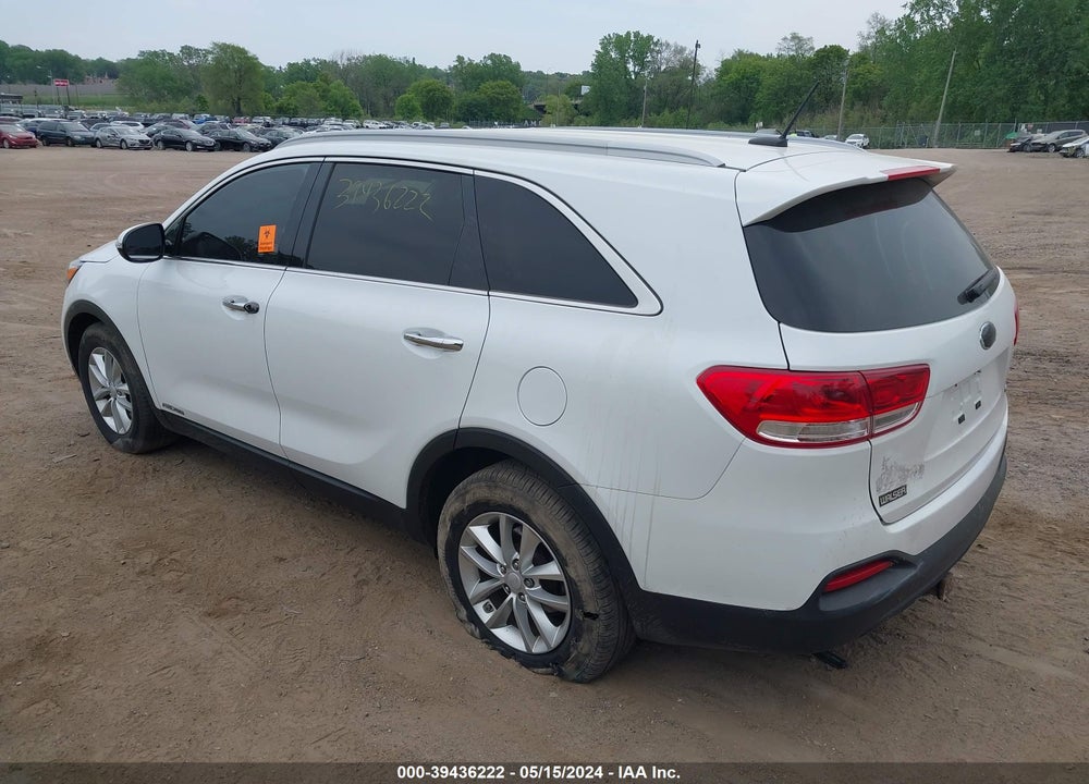 2016 KIA SORENTO 3.3L LX VIN: 5XYPGDA52GG092602