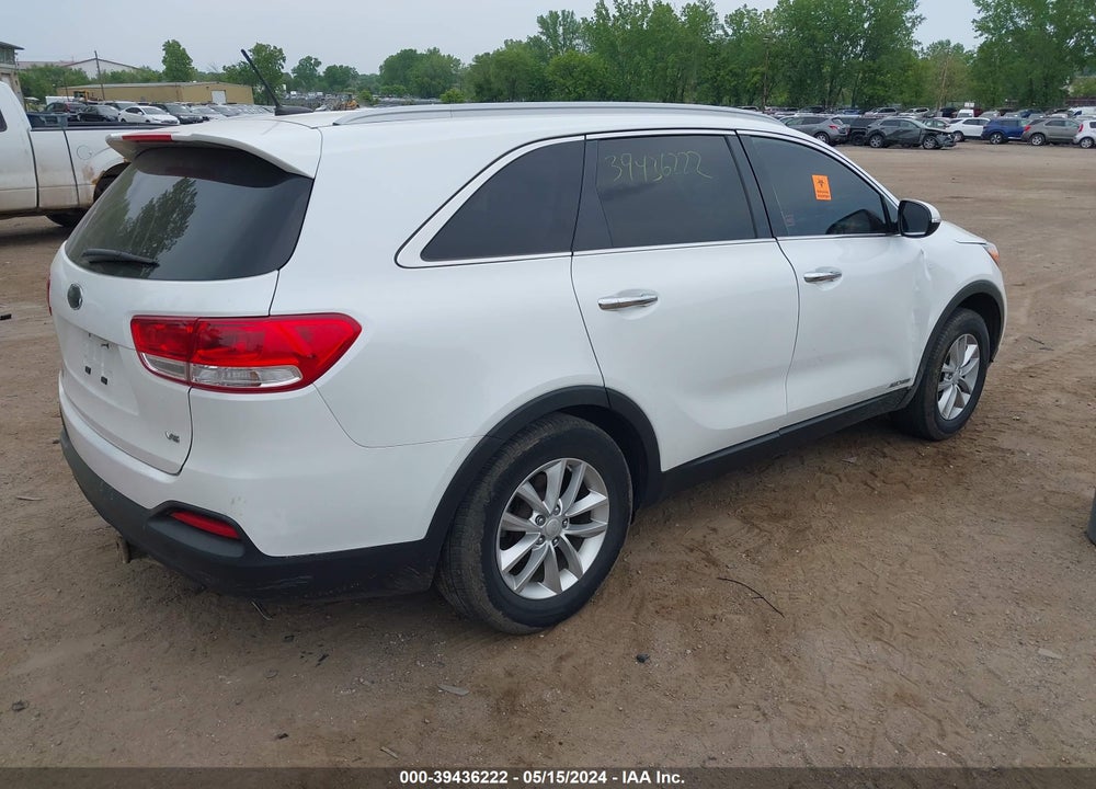 2016 KIA SORENTO 3.3L LX VIN: 5XYPGDA52GG092602