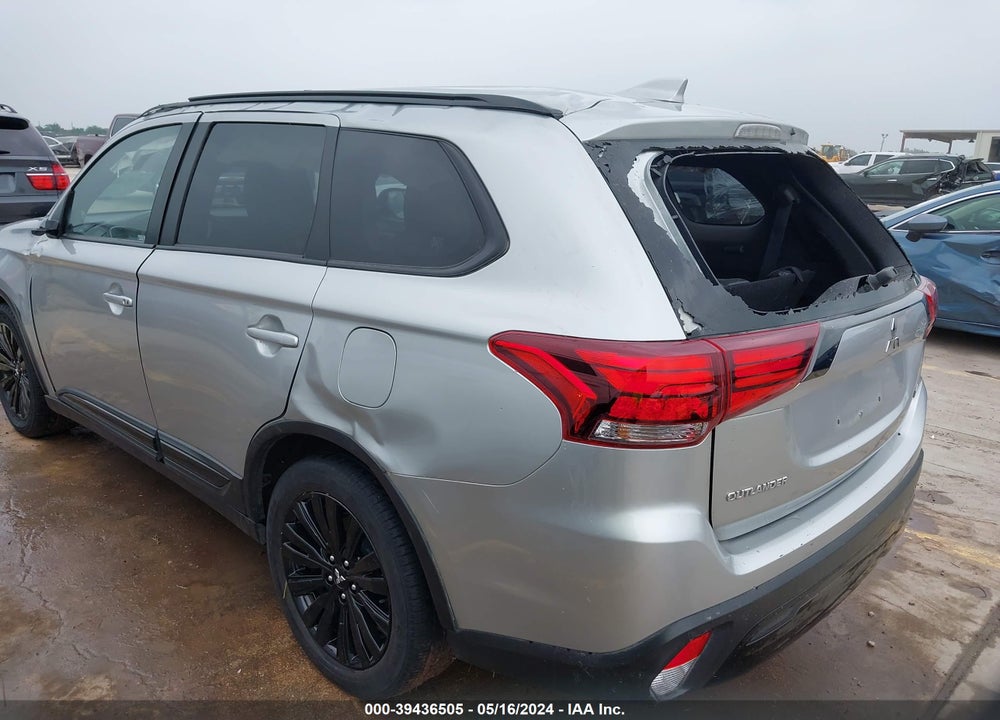 2020 MITSUBISHI OUTLANDER LE 2.4 VIN: JA4AD3A31LZ032050