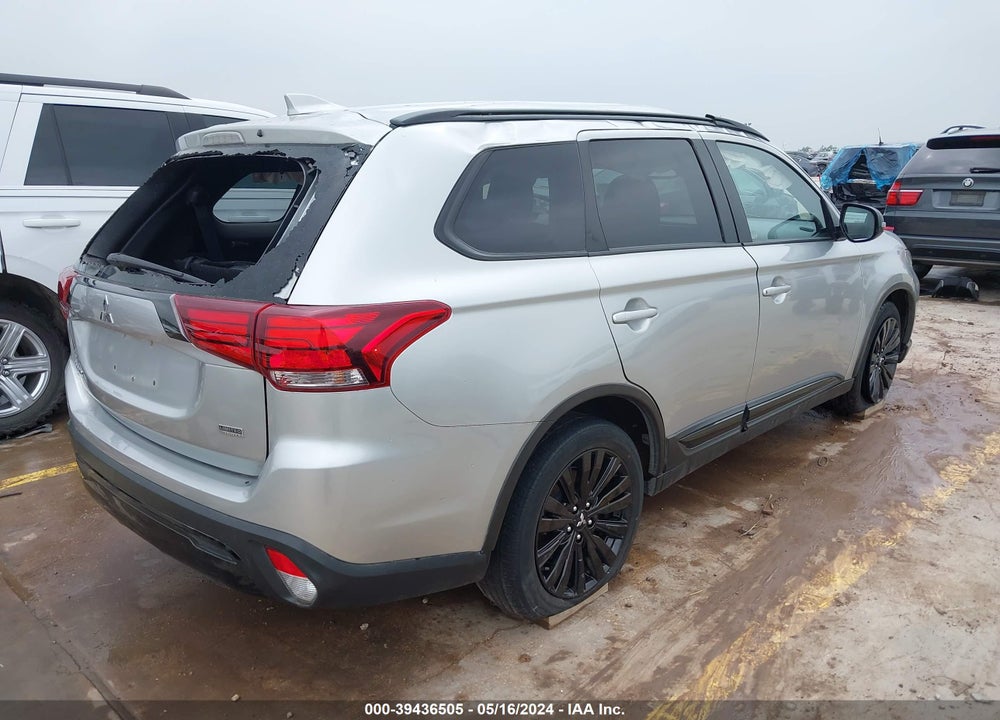 2020 MITSUBISHI OUTLANDER LE 2.4 VIN: JA4AD3A31LZ032050