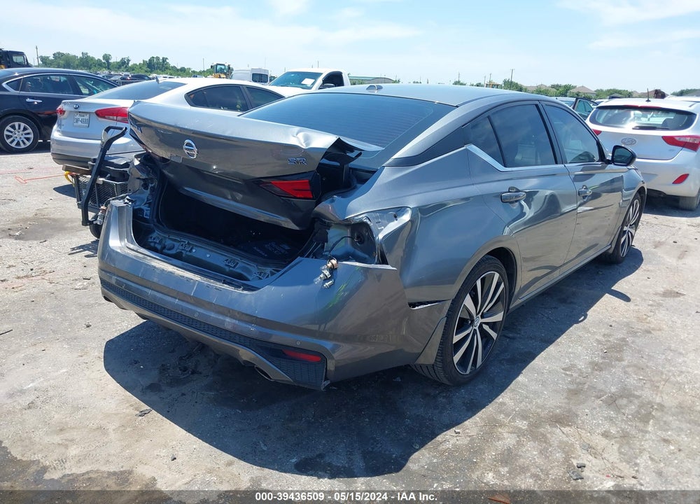 2022 NISSAN ALTIMA SR FWD VIN: 1N4BL4CV2NN411186