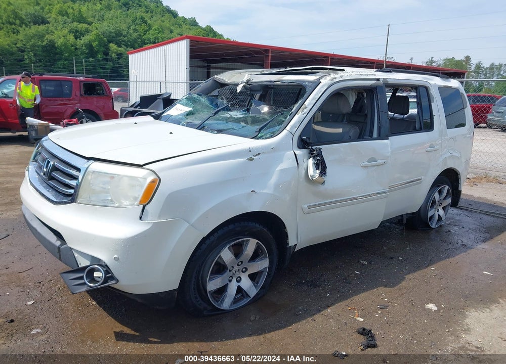 2012 HONDA PILOT TOURING VIN: 5FNYF4H93CB020079